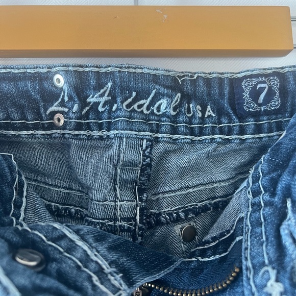 L.A. idol Women's Boot Cut Jeans - Dark Blue Wash - Picture 4 of 4